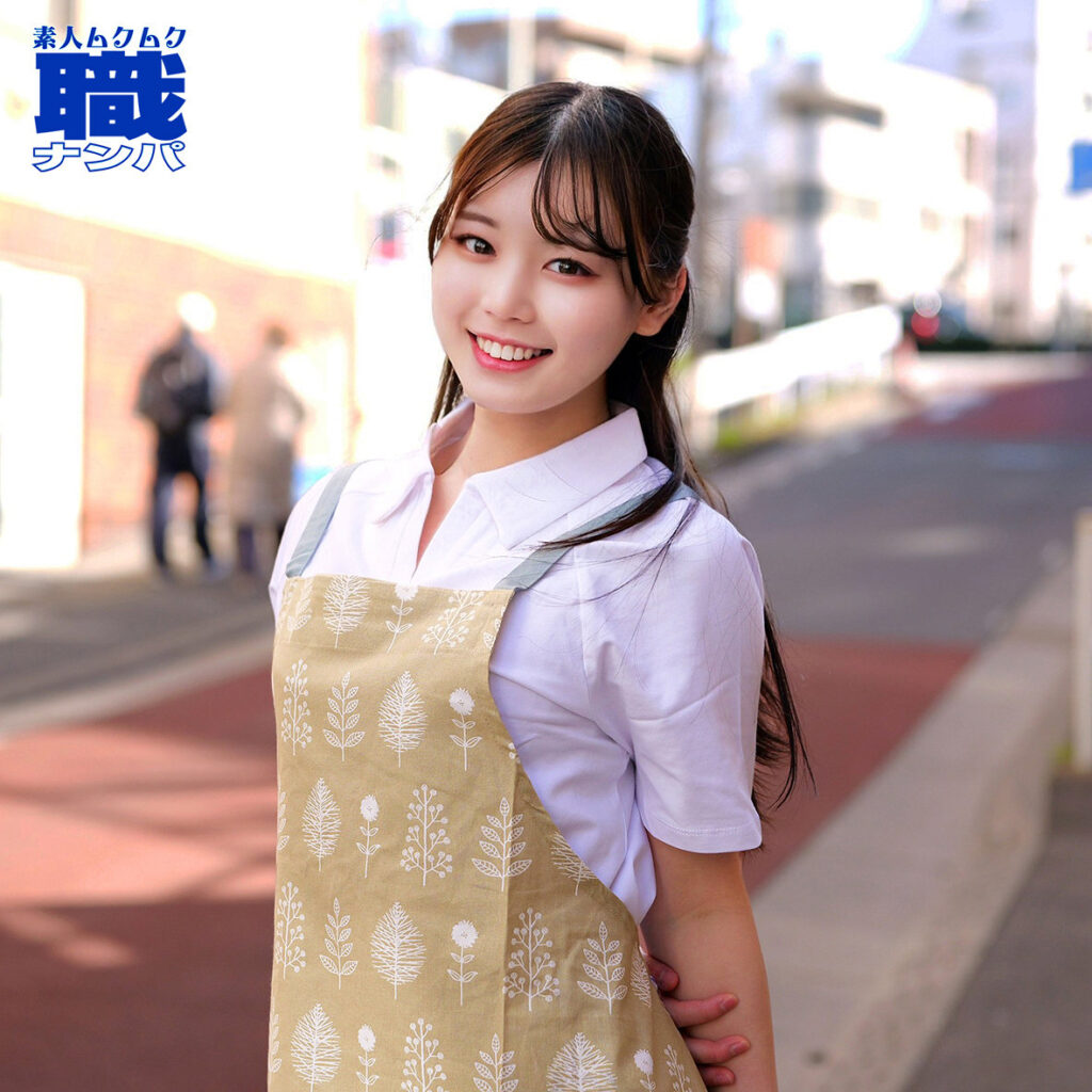 しほさん｜156cm×茶髪ハーフアップの低身長美少女【SMJS-337】