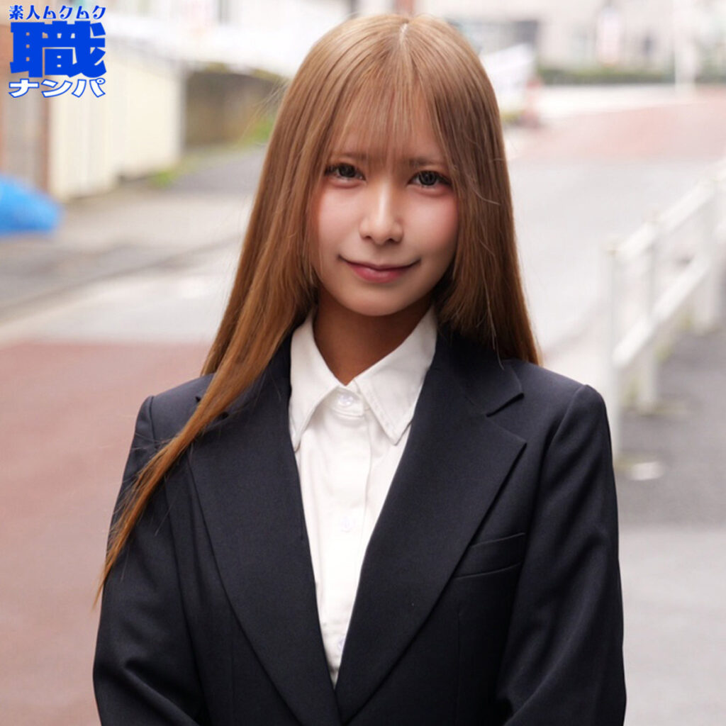 あんなさん｜148cm×茶髪ストレートの低身長巨乳なコールセンターお姉さん【SMJS-305】